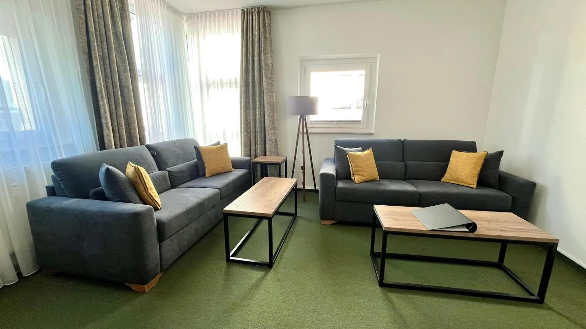 Grosses Familienapartment Mit Blick Zur Frauenkirche Dresden Germany